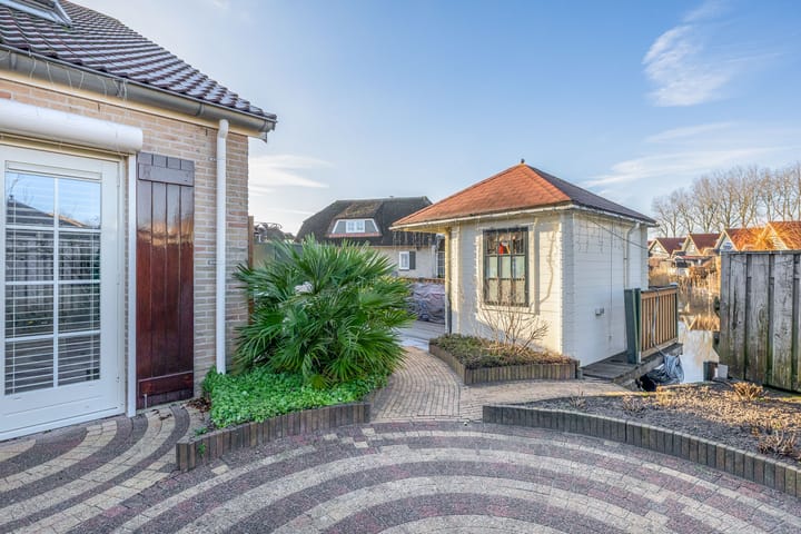 Foto 27 van Menheerseplein 23