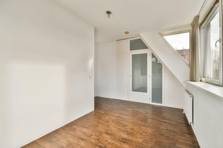 Foto 34 van Paros 23