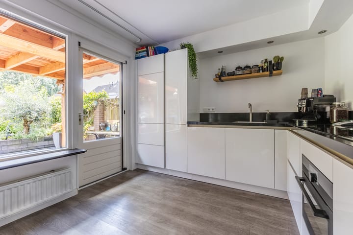 Foto 9 van Kardinaalsmuts 16