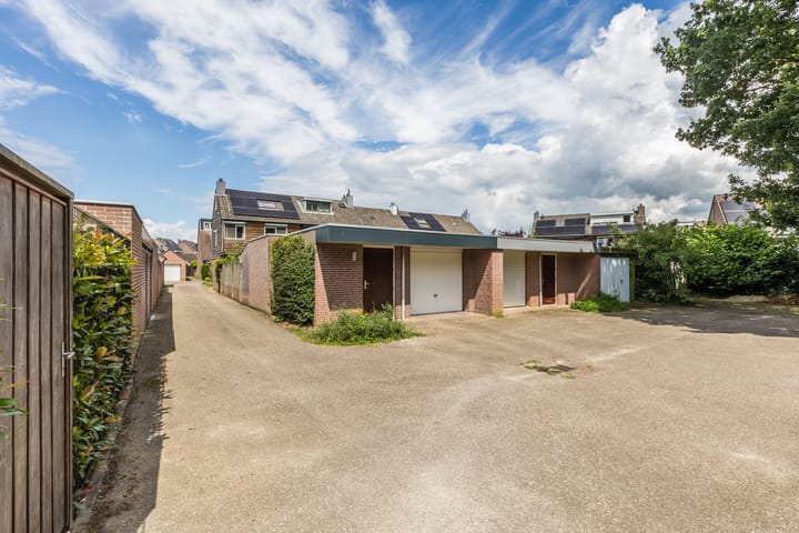 Foto 26 van Kardinaalsmuts 16