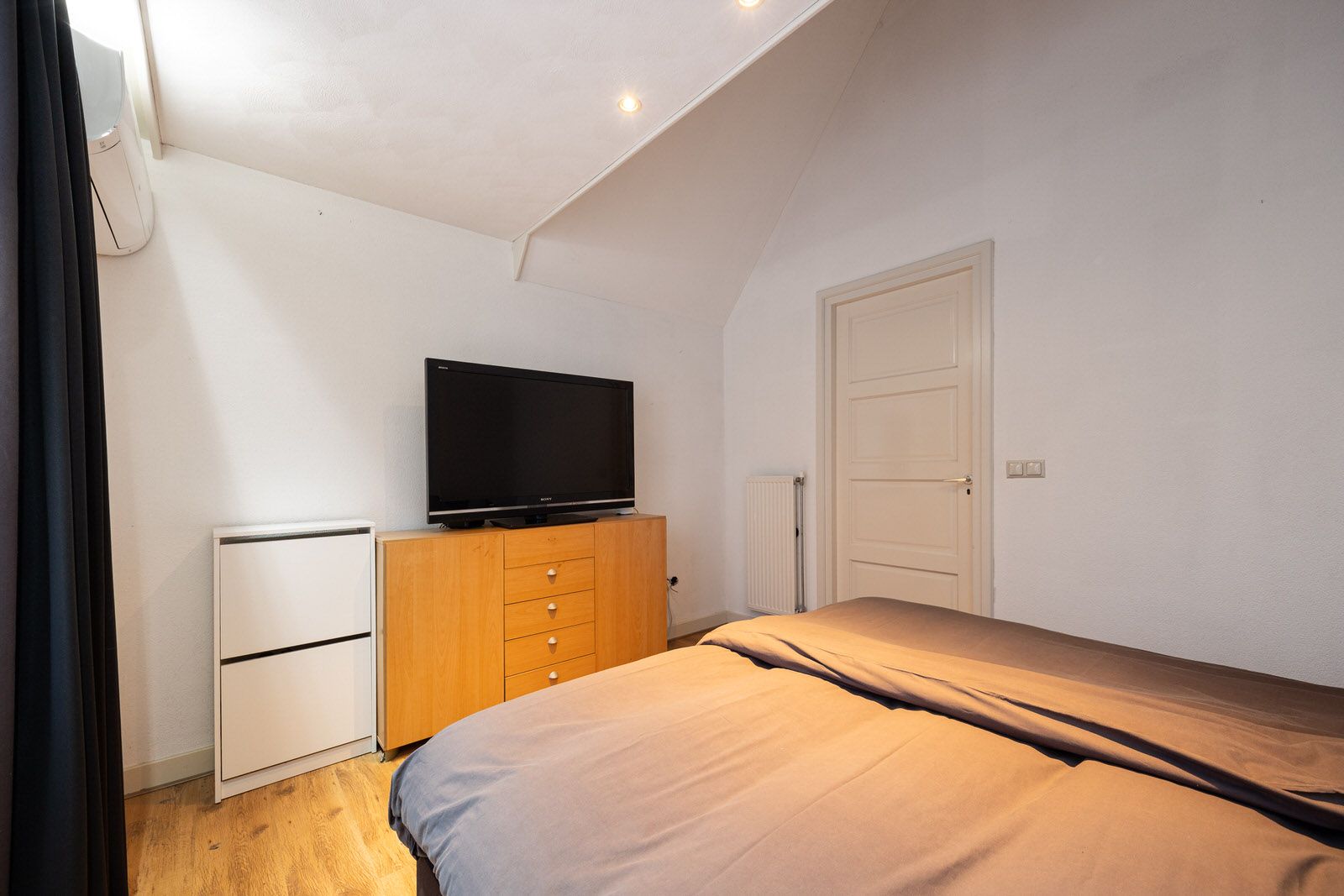 Foto 33 van St.Severusstraat 11