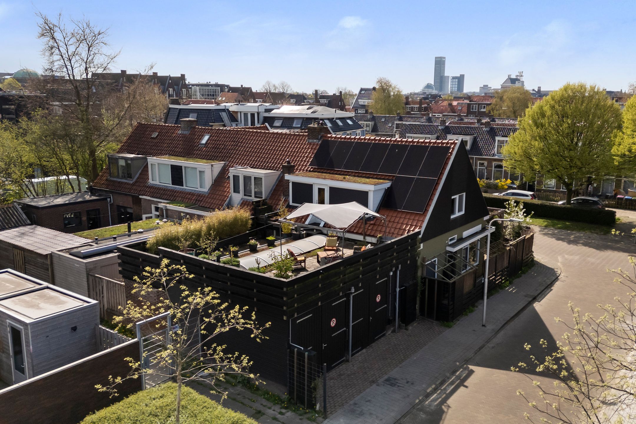 Buying a house in The Netherlands., Cambuurstraat 10