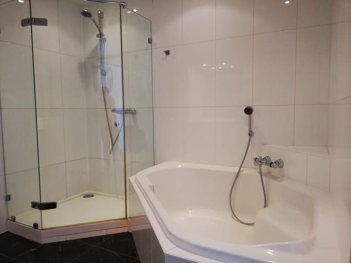 Foto 15 van Krooswijkhof 7