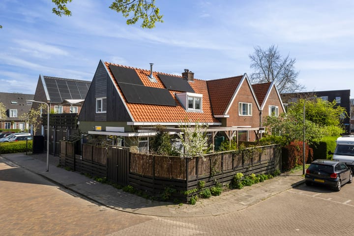 Foto 45 van Cambuurstraat 10