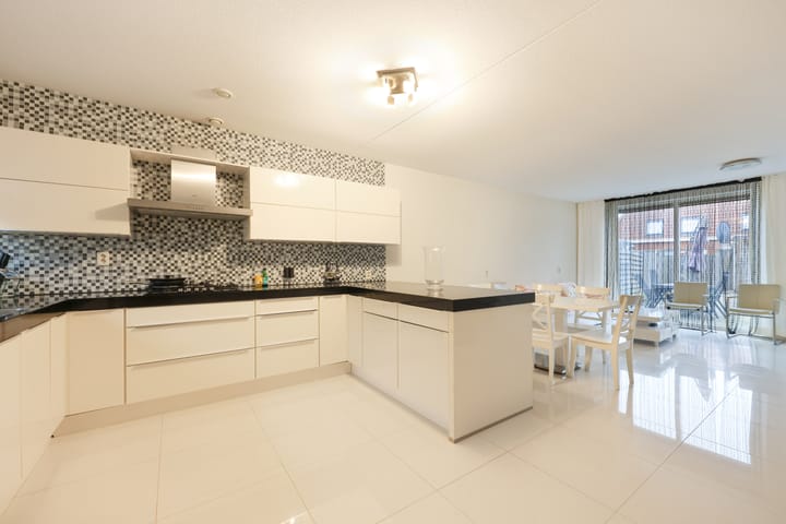 Foto 3 van P.L. Marnettestraat 39