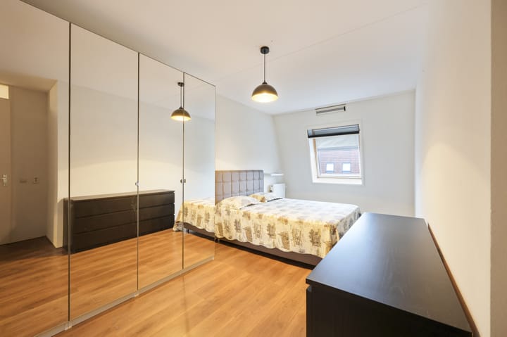 Foto 16 van P.L. Marnettestraat 39