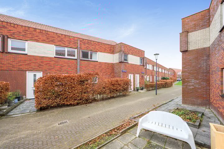 Foto 33 van P.L. Marnettestraat 39