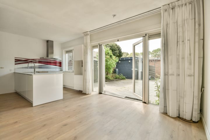 Foto 4 van Hooiven 8