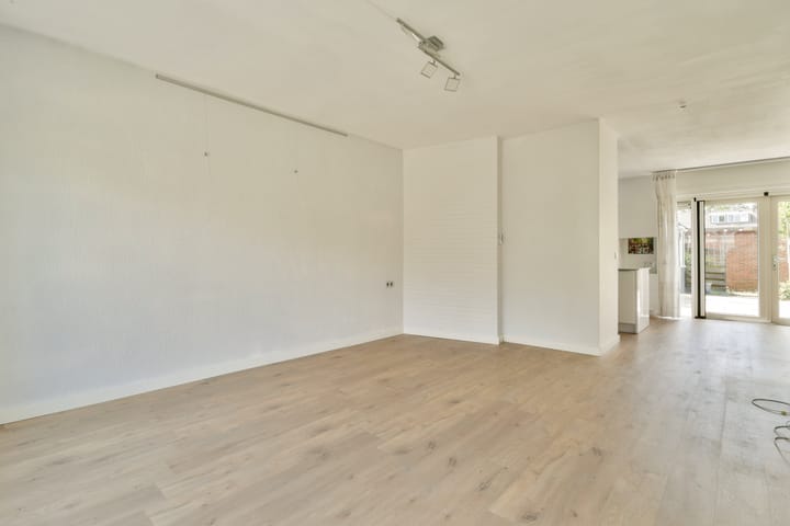 Foto 7 van Hooiven 8