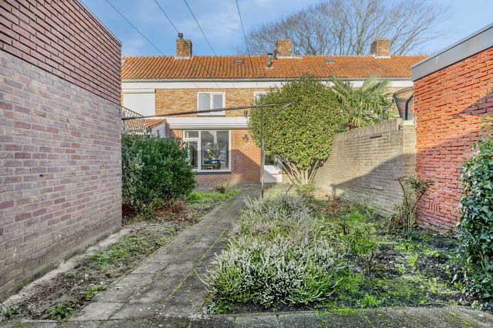 Photo 23 of Julianalaan 27