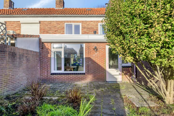 Photo 25 of Julianalaan 27