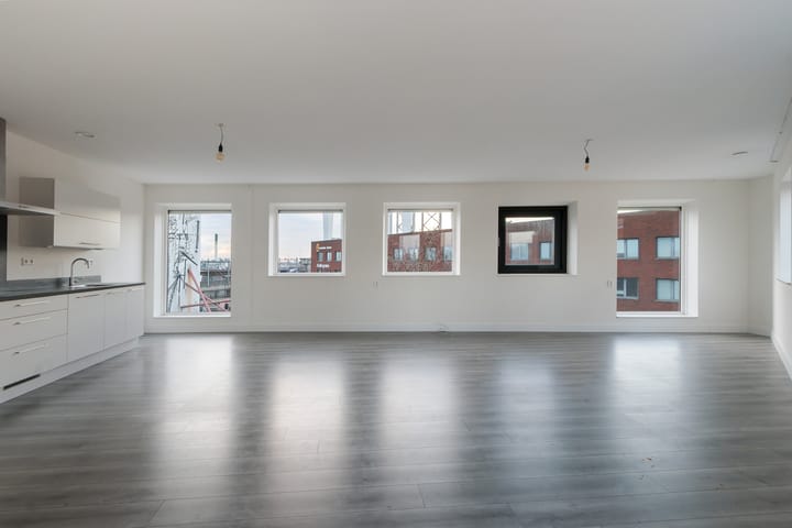 Foto 2 van Korte Parallelweg 87