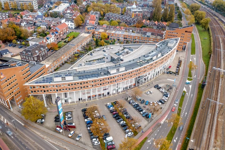 Foto 6 van Korte Parallelweg 87