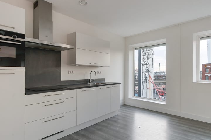 Foto 13 van Korte Parallelweg 87