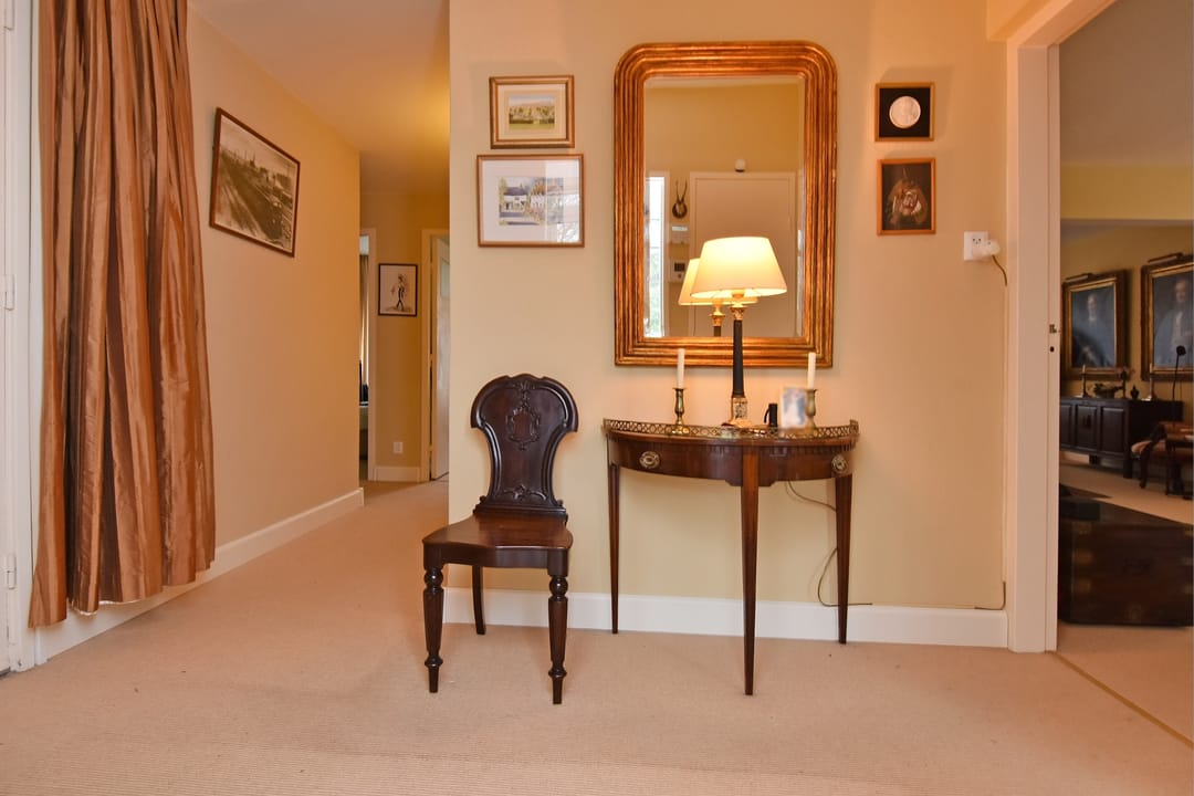 Photo 8 of Suzannaland 606