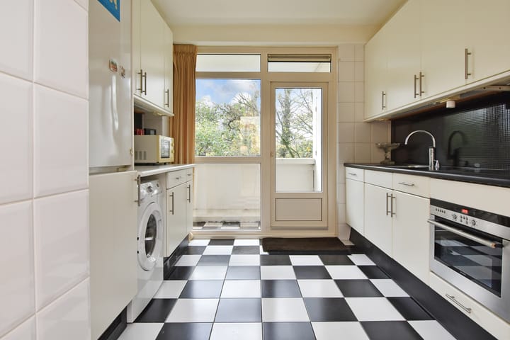 Photo 17 of Suzannaland 606