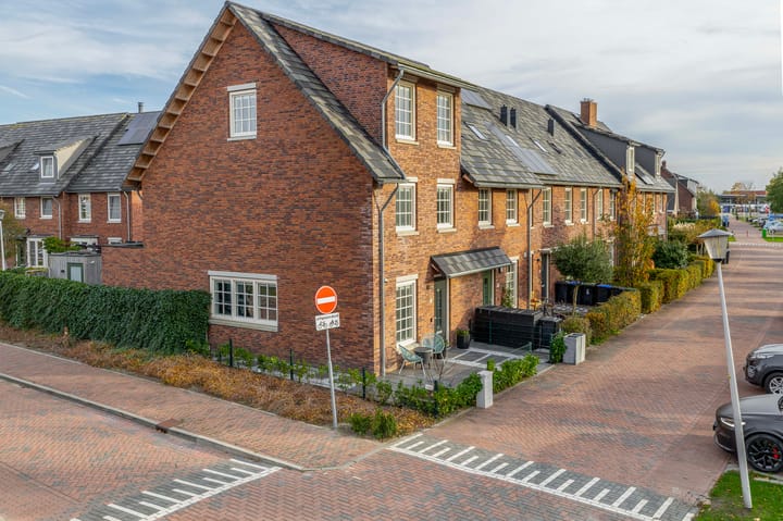 Louis d'Orlaan 28 main image