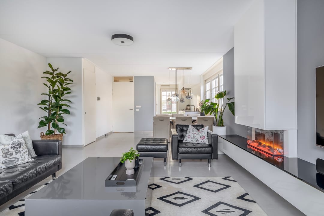 Photo 17 of Louis d'Orlaan 28