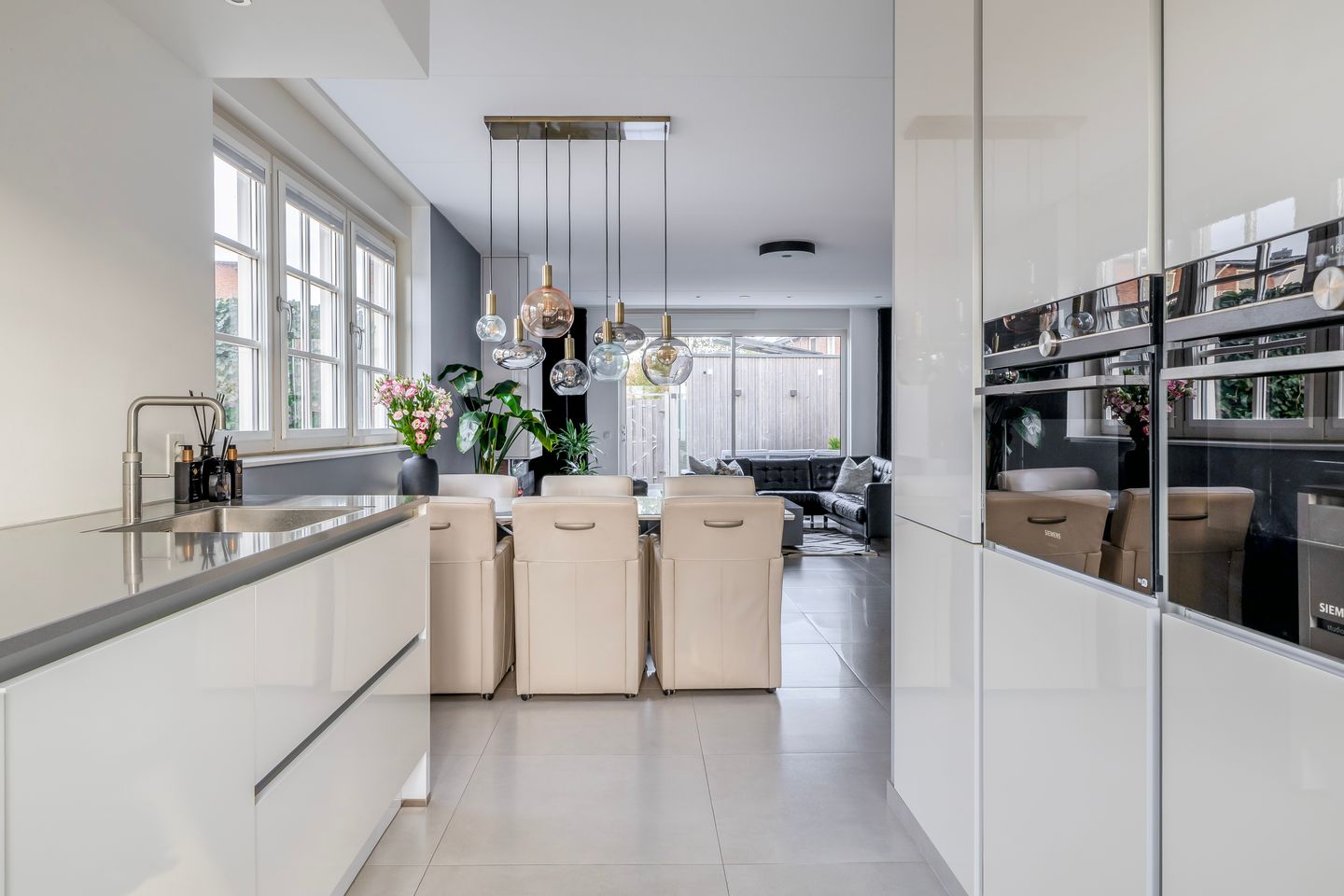 Photo 25 of Louis d'Orlaan 28