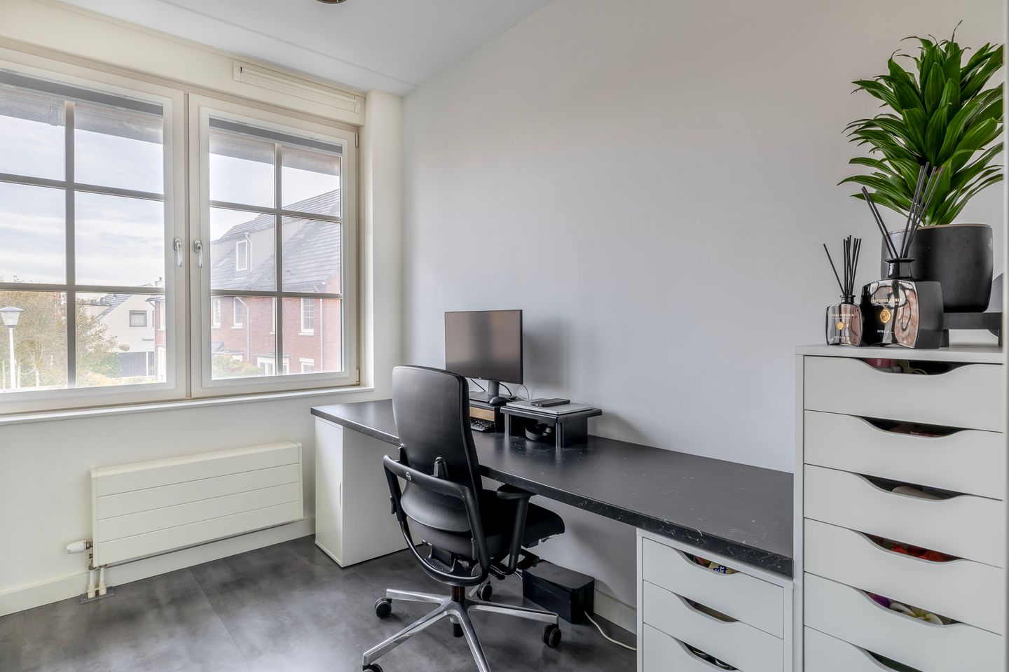 Photo 44 of Louis d'Orlaan 28