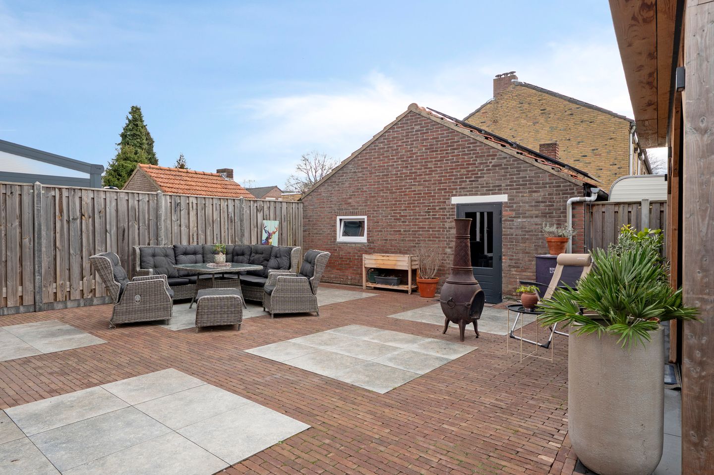 Photo 10 of Henric van Veldekestraat 39