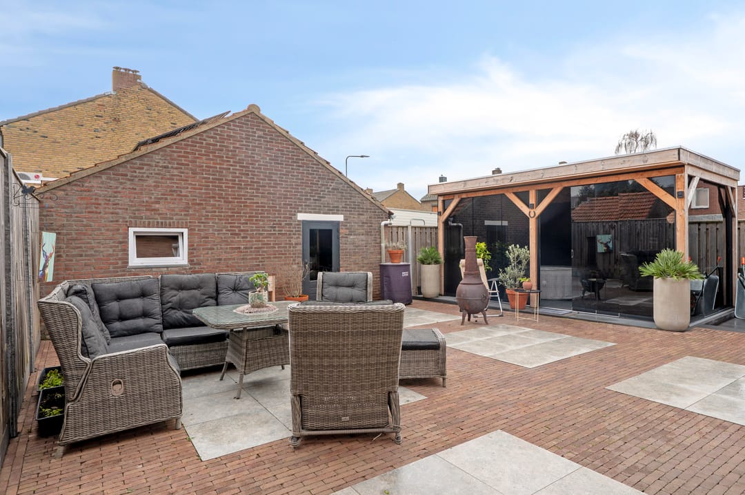 Photo 11 of Henric van Veldekestraat 39