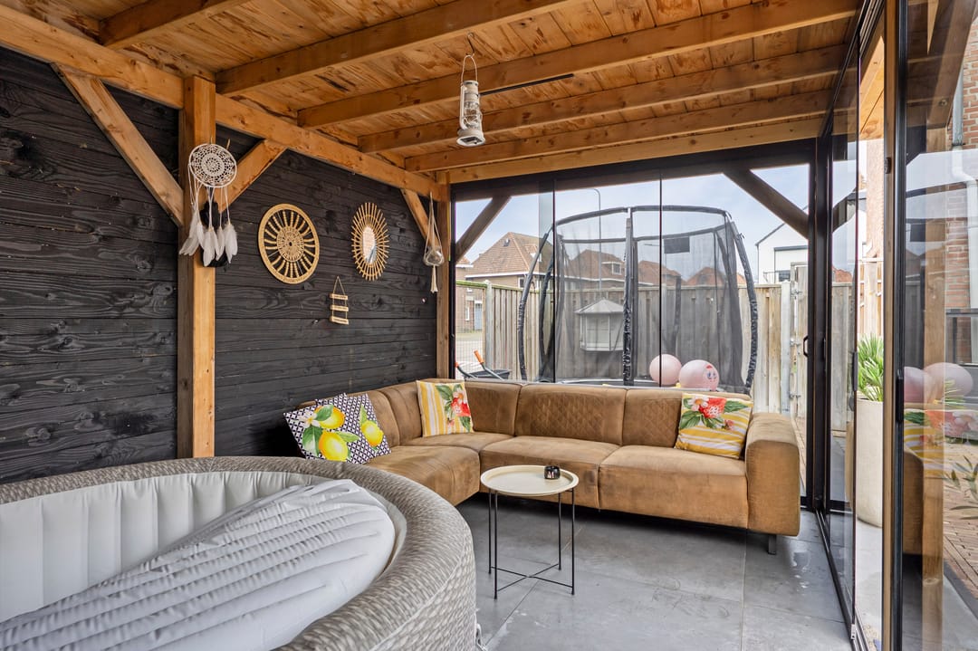 Photo 13 of Henric van Veldekestraat 39