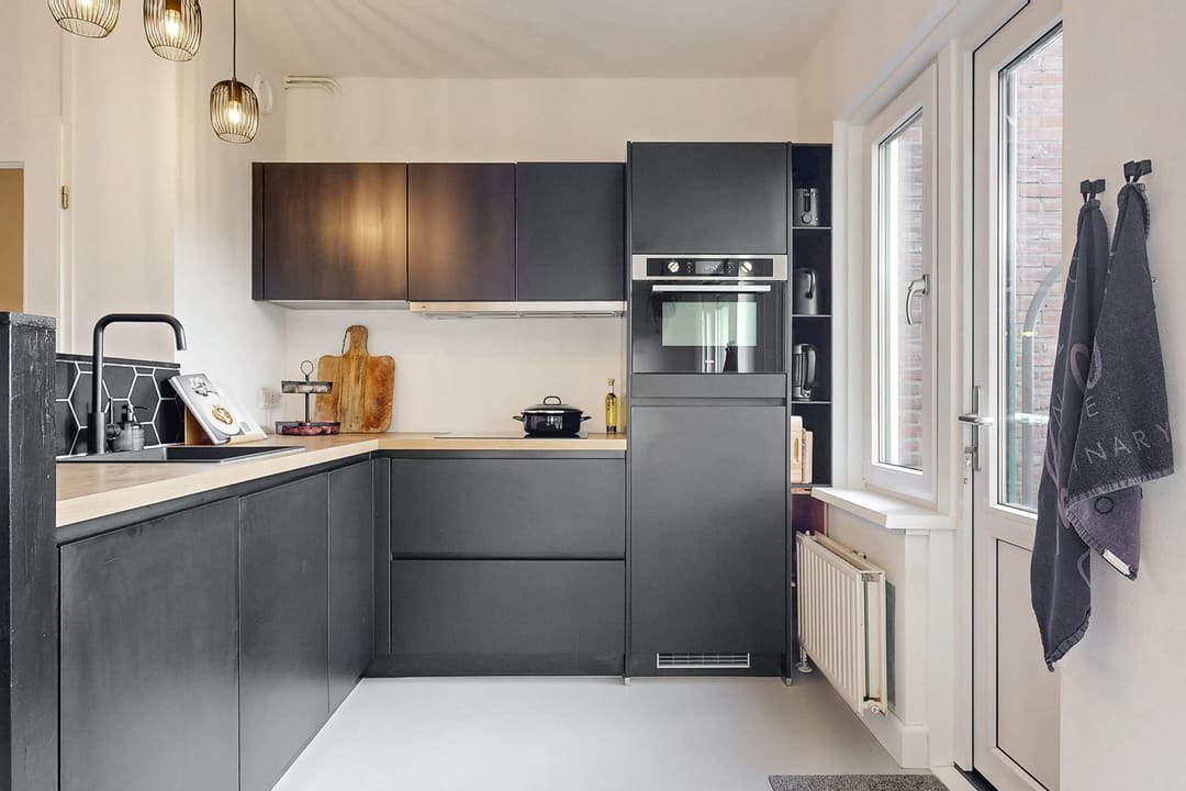 Photo 11 of Nieuwlichtstraat 76