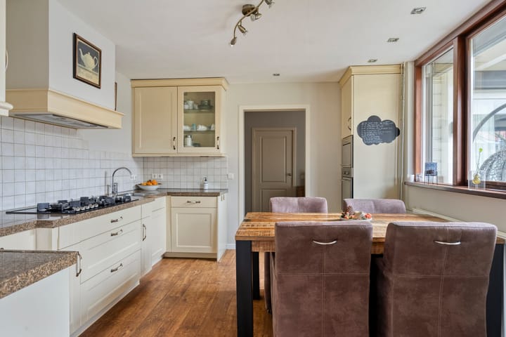 Foto 19 van Generaal Bothastraat 49