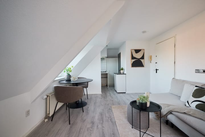 Foto 12 van Soestdijkerstraatweg 80-L