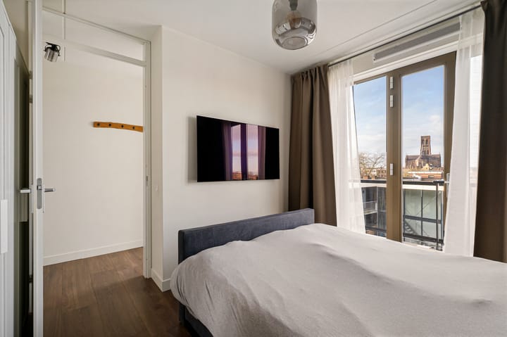 Foto 24 van Hooghuisstraat 22-D