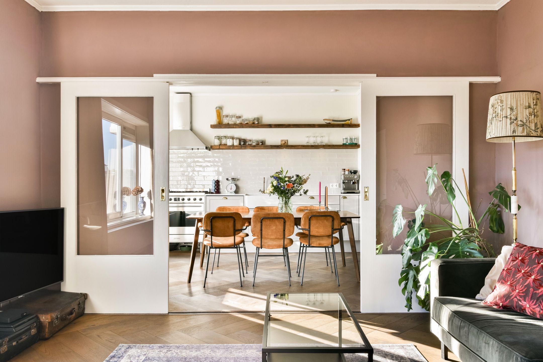 Buying a house in The Netherlands., Surinamestraat 12