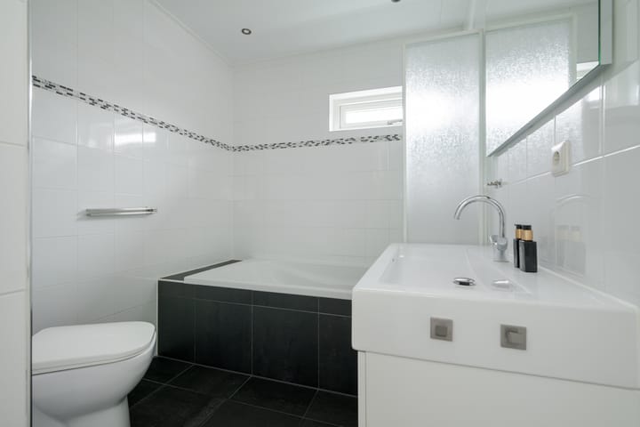 Foto 26 van Burgerzinstraat 11