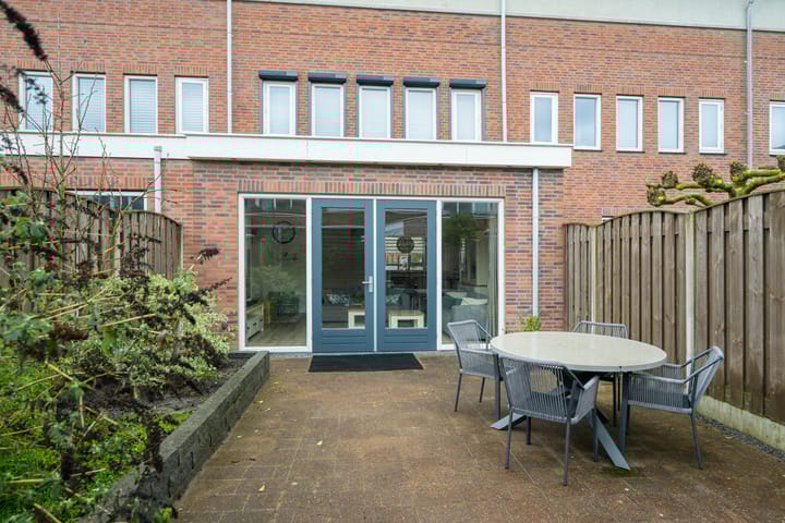 Foto 42 van Burgerzinstraat 11