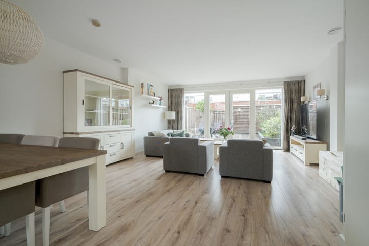 Foto 10 van Burgerzinstraat 11