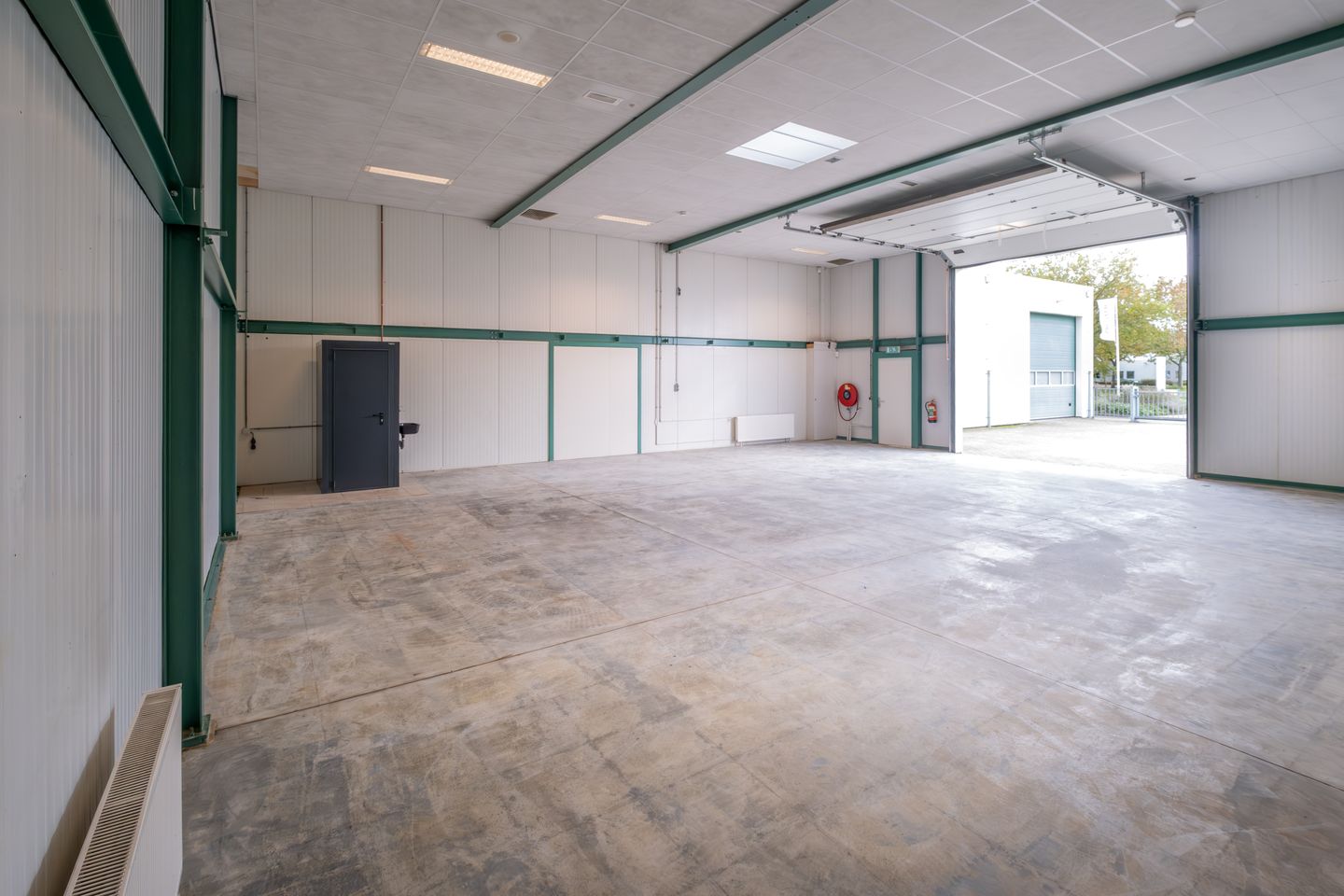 View photo 3 of Madame Curieweg 4