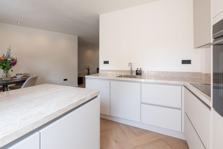 Foto 11 van Gladiolusstraat 8