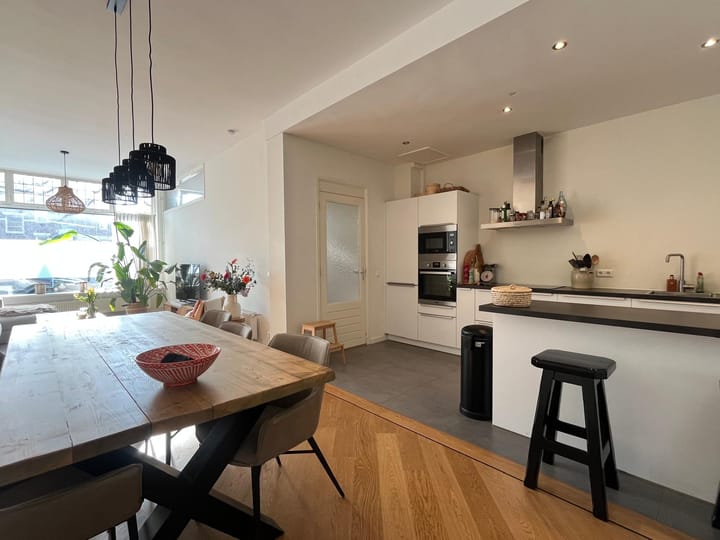 Foto 4 van Valeriusstraat 4