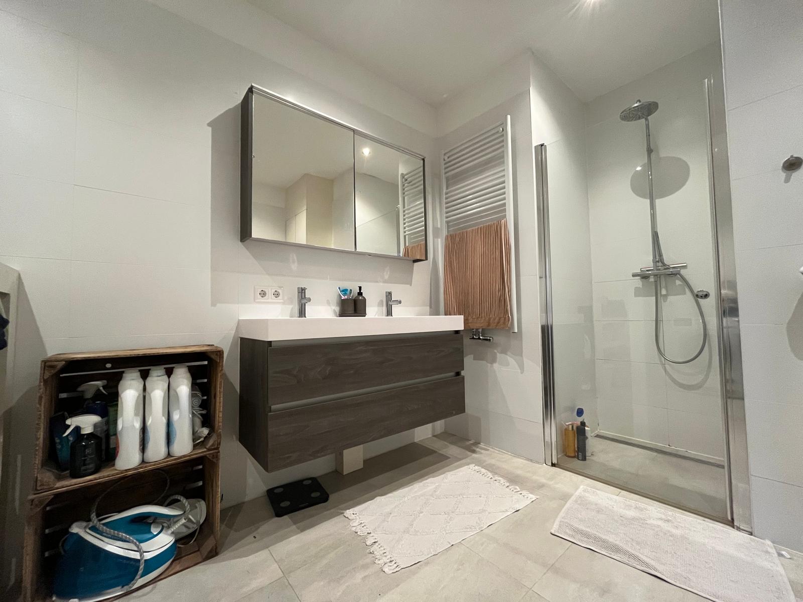 Foto 9 van Valeriusstraat 4