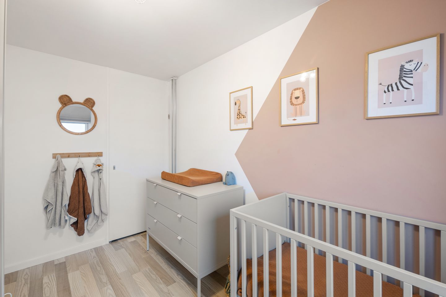 Photo 34 of Dorpsstraat 4-A