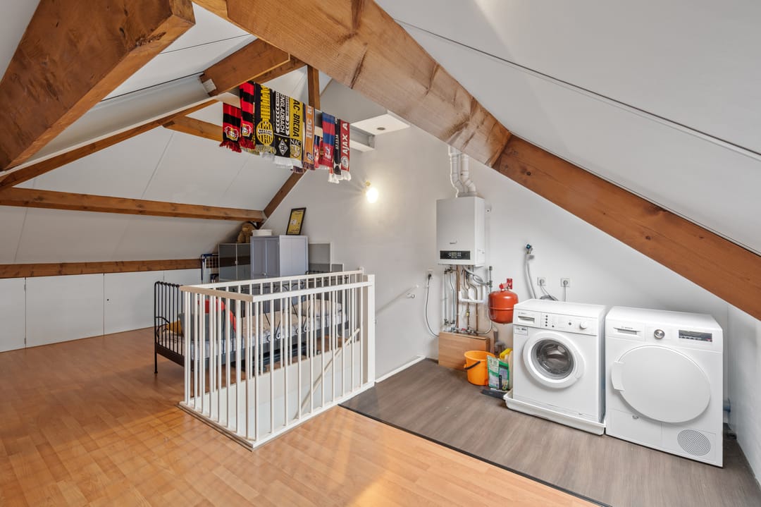 Photo 37 of Dorpsstraat 4-A