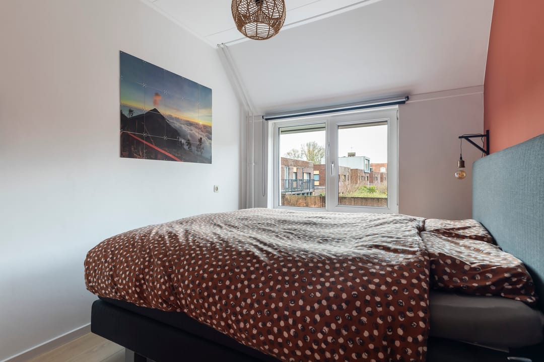 Photo 16 of d'Hondecoeterstraat 27