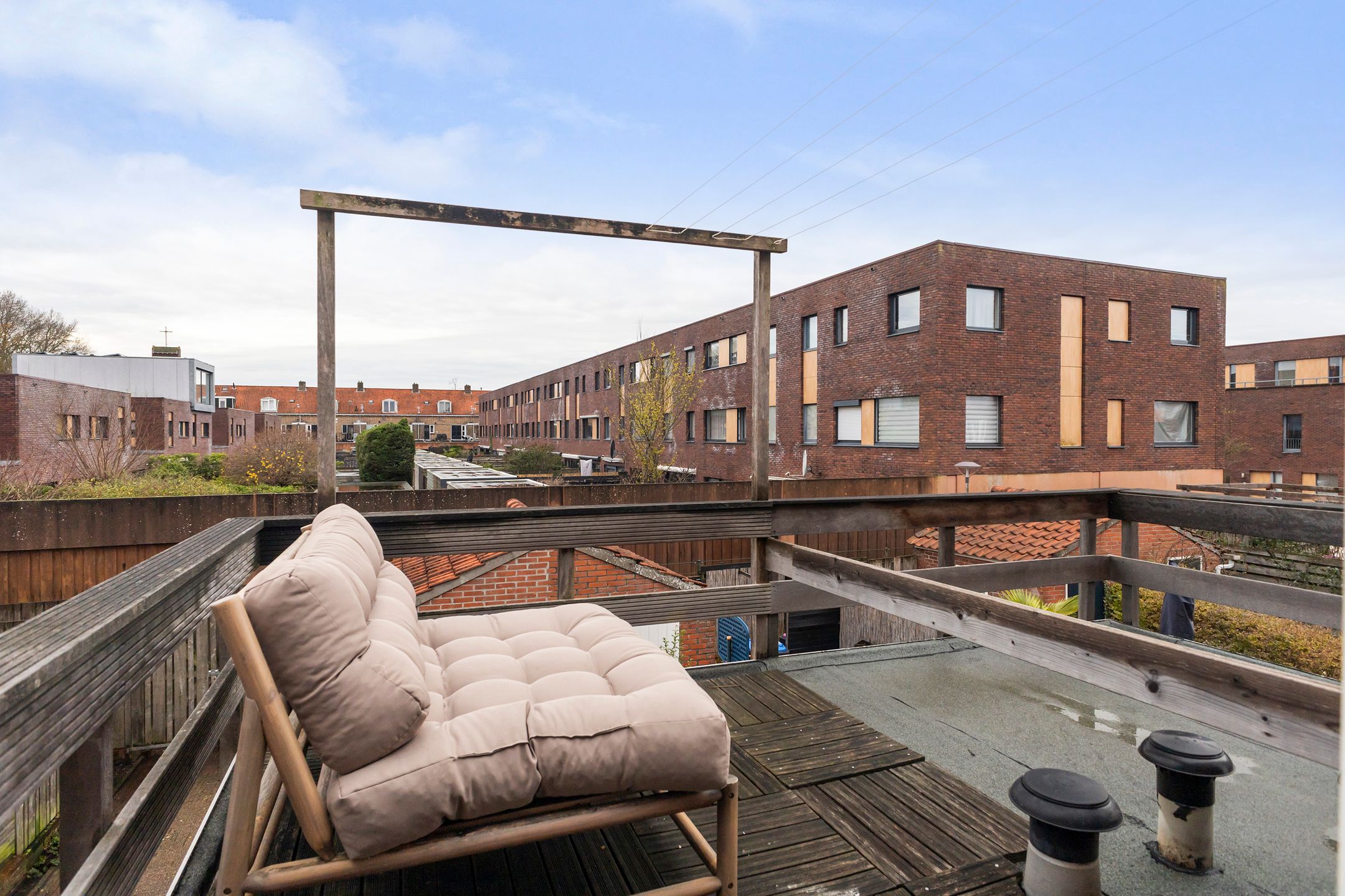 Photo 24 of d'Hondecoeterstraat 27