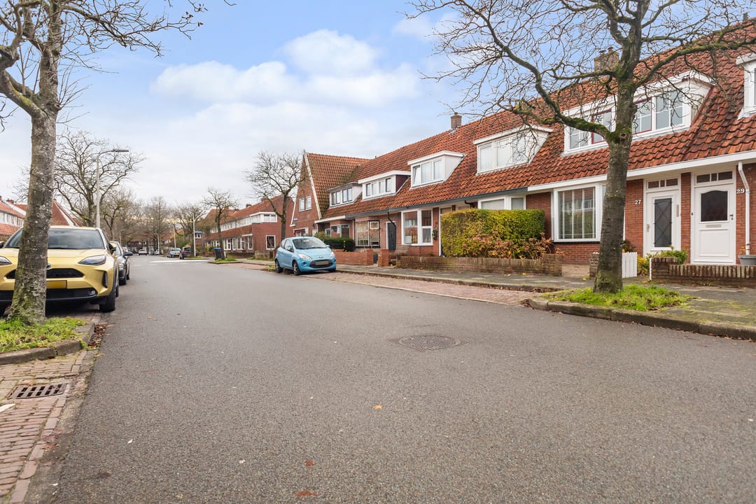 Photo 32 of d'Hondecoeterstraat 27