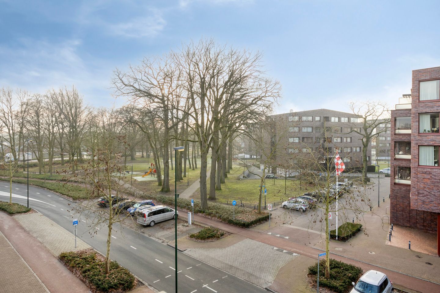 Foto 4 van Valkenierstraat 51-B