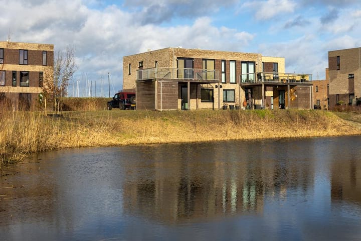 Onderlangs 30 main image