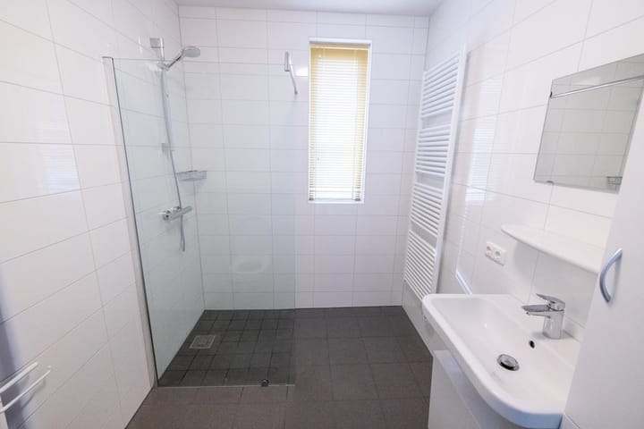 Foto 8 van Onderlangs 30