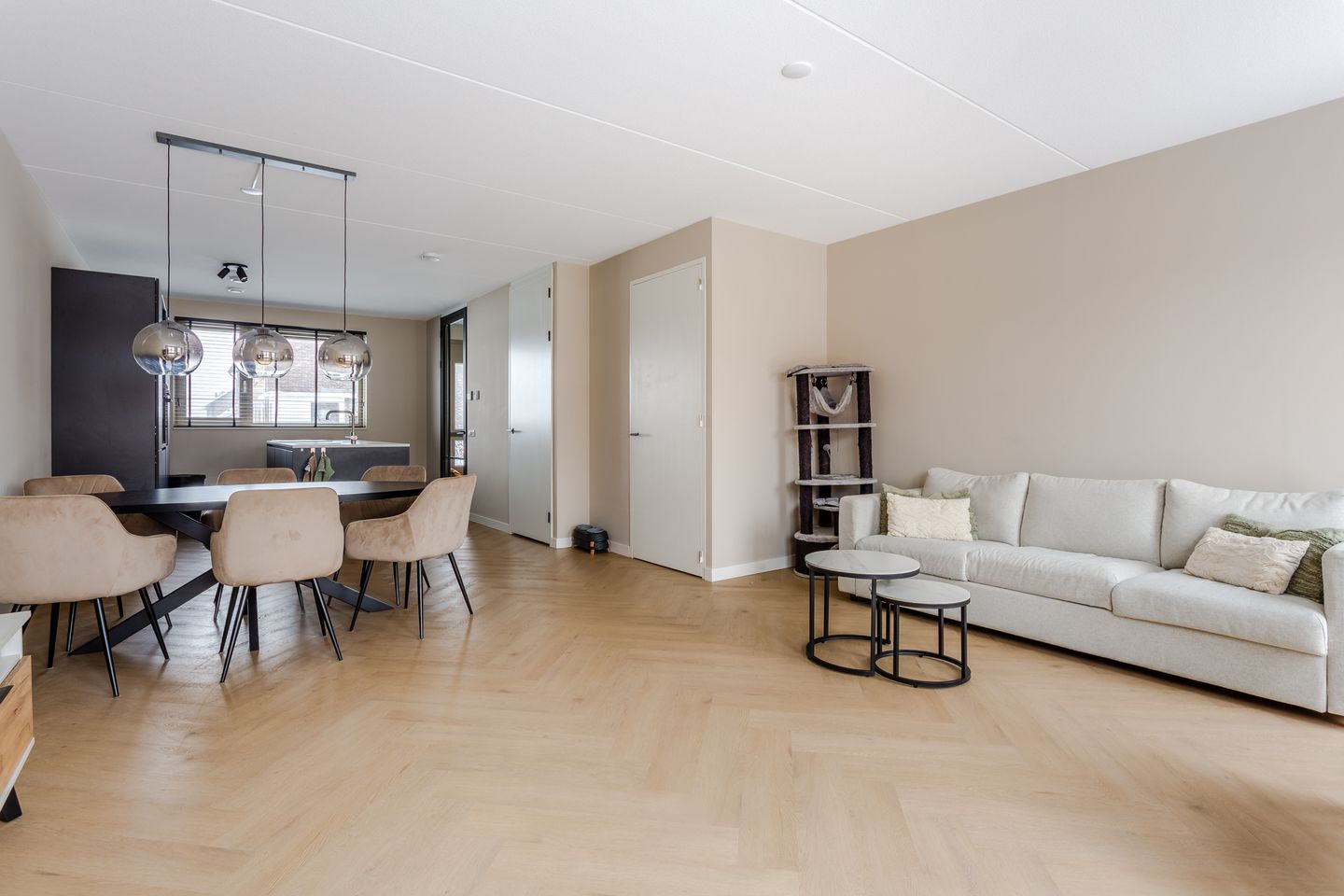 Foto 10 van Rembrandt van Rijnstraat 38