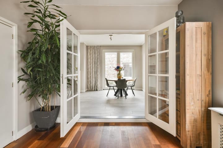 Photo 8 of Kostverlorenstraat 47