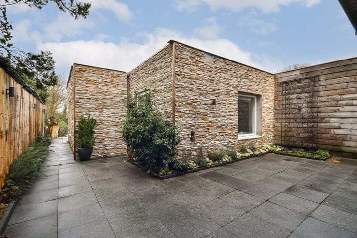 Photo 13 of Kostverlorenstraat 47